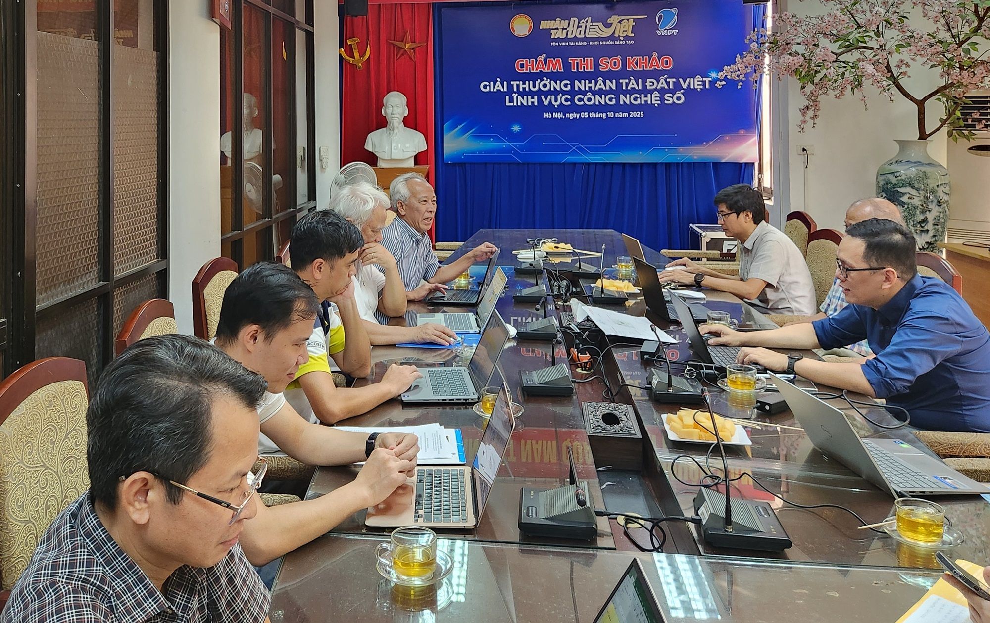 Toàn cảnh buổi chấm Sơ khảo Giải thưởng Nhân tài Đất Việt 2025 lĩnh vực Công nghệ số