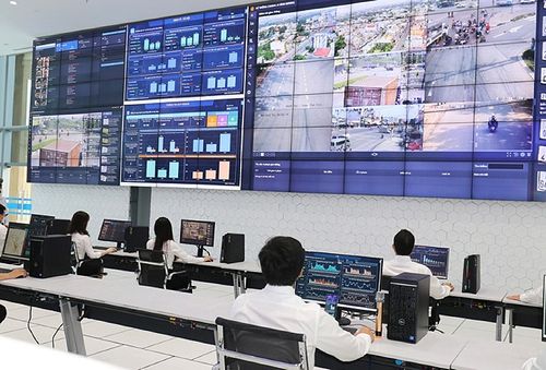 Hà Nội tăng tốc hiện thực hóa Nghị quyết 57, đặt mục tiêu cao để bứt phá chuyển đổi số